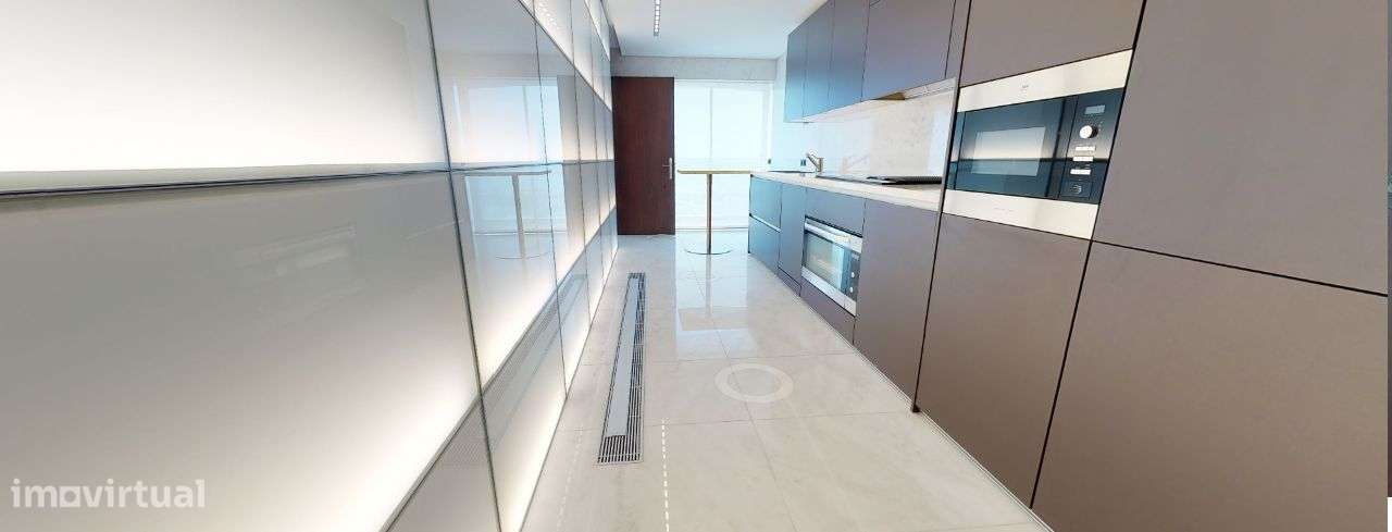 Apartamento T4 de Luxo no Restelo com Vista sobre Tejo e Lisboa-6