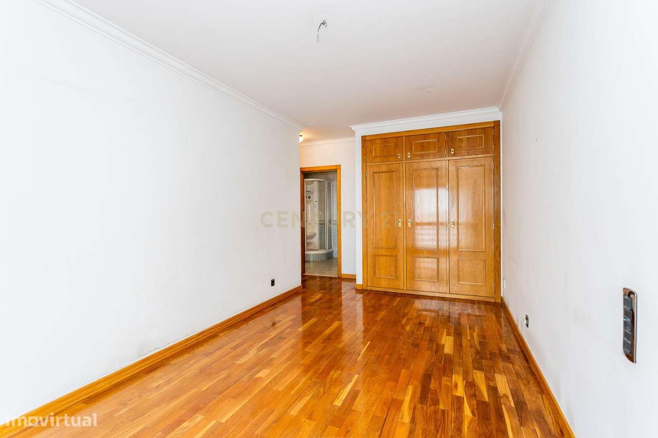 Excelente apartamento T3 na Venteira - Amadora-14