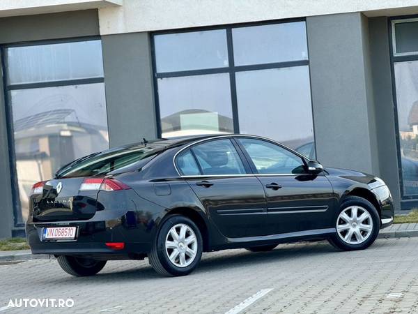 Renault Laguna 1.5 dCi Exception - 3