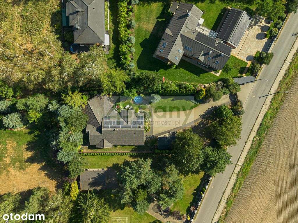 Dom parterowy na przedmieściach Konstancina-2