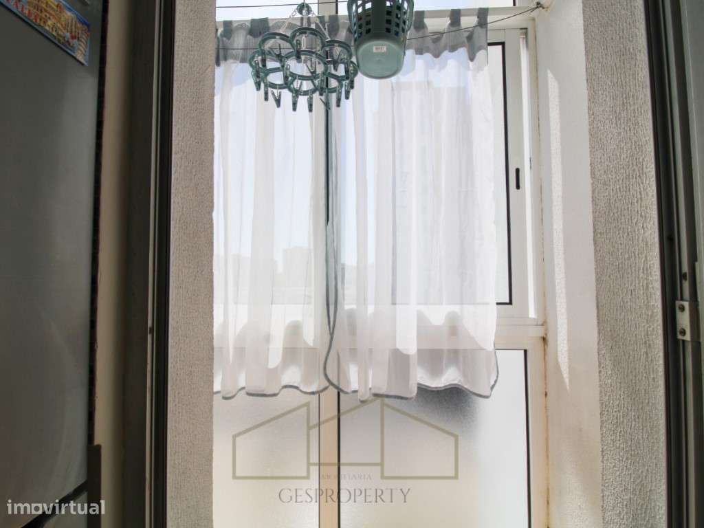 Apartamento T3 no Laranjeiro-6