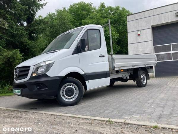 Mercedes-Benz Sprinter - 2