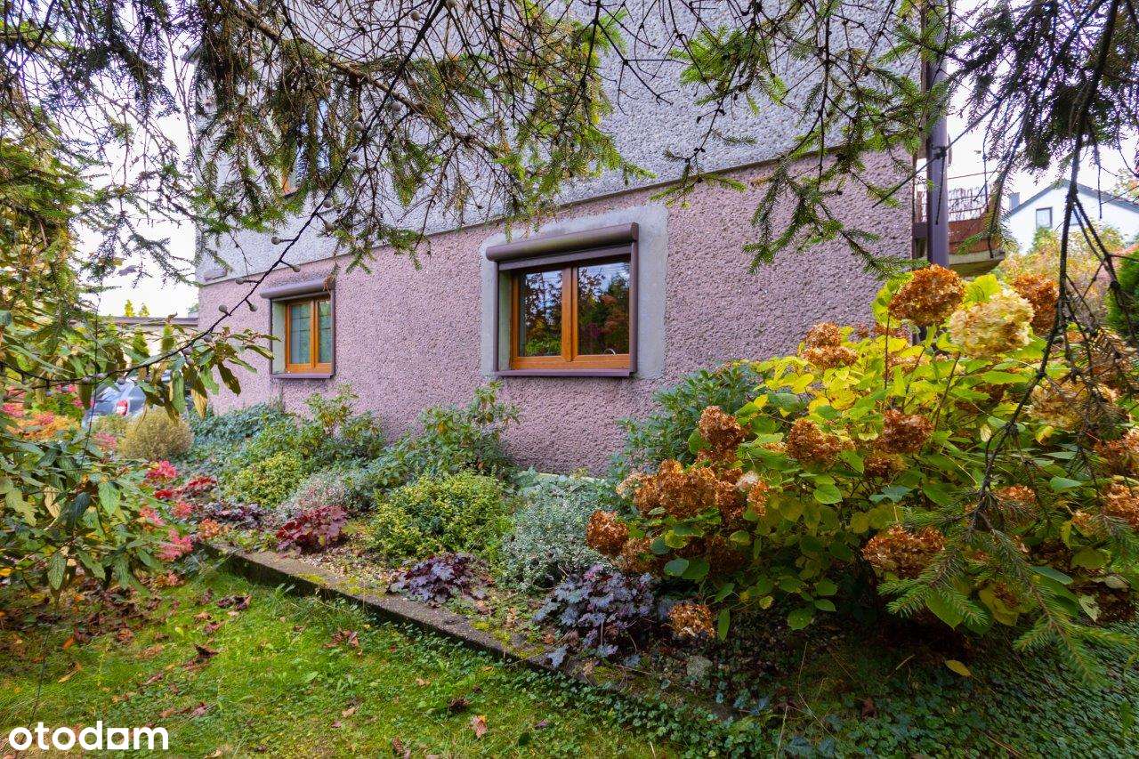 Dom 160m2 w otoczeniu pięknego ogrodu 885m2!-18