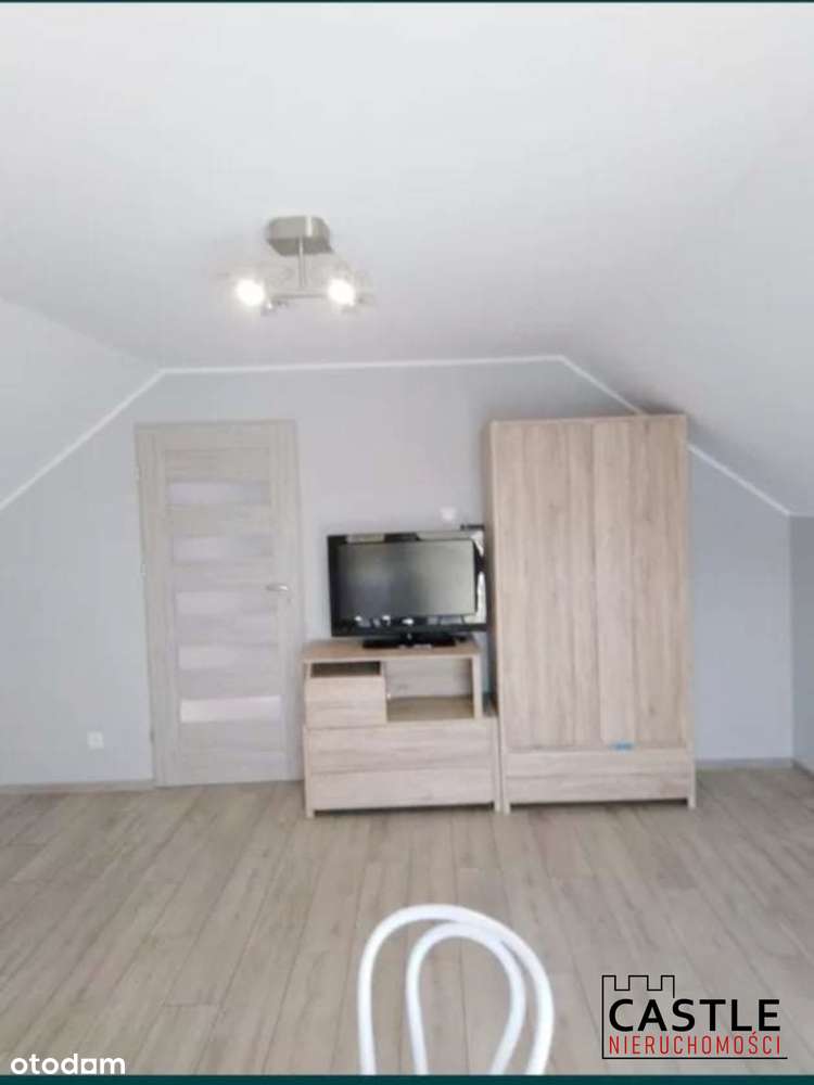 Jasień I dom dla pracowników I pewni najemcy I do odświeżenia-12