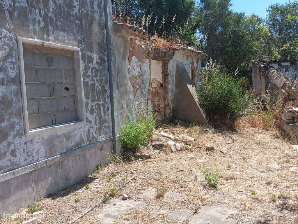 Terreno com ruína, vista mar, Santa Bárbara de Nexe, Faro, Algarve-9