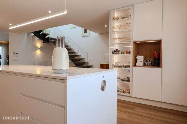 Moradia T3 Seminova em, Braga | Acabamentos de Luxo com Jardim-8