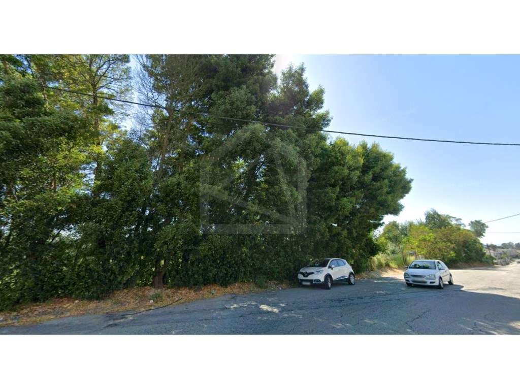 Terreno Urbano em Santa Maria da Feira - Grande imagem: 5/6