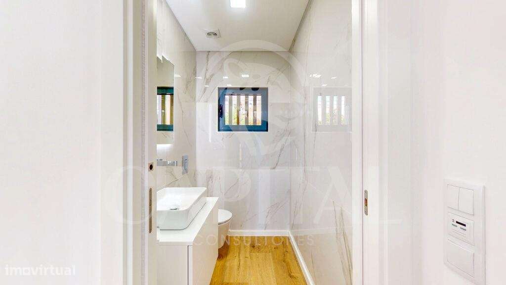 Magnífica Moradia T4 com Piscina e Terraço, em condomínio fechado-8