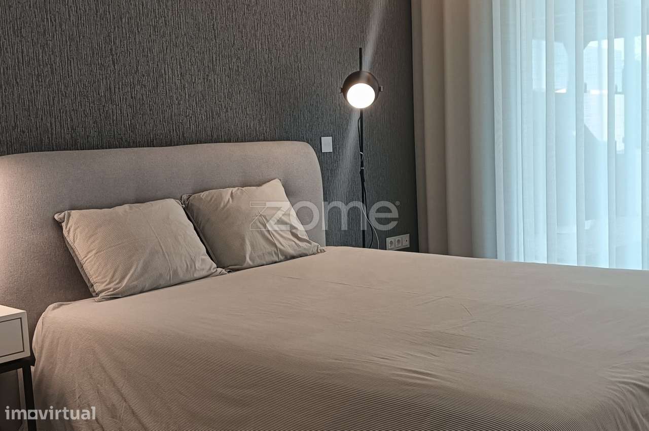 Moradia Térrea Semi- nova com piscina-22