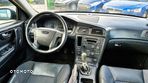 Volvo V70 2.4 Momentum - 34