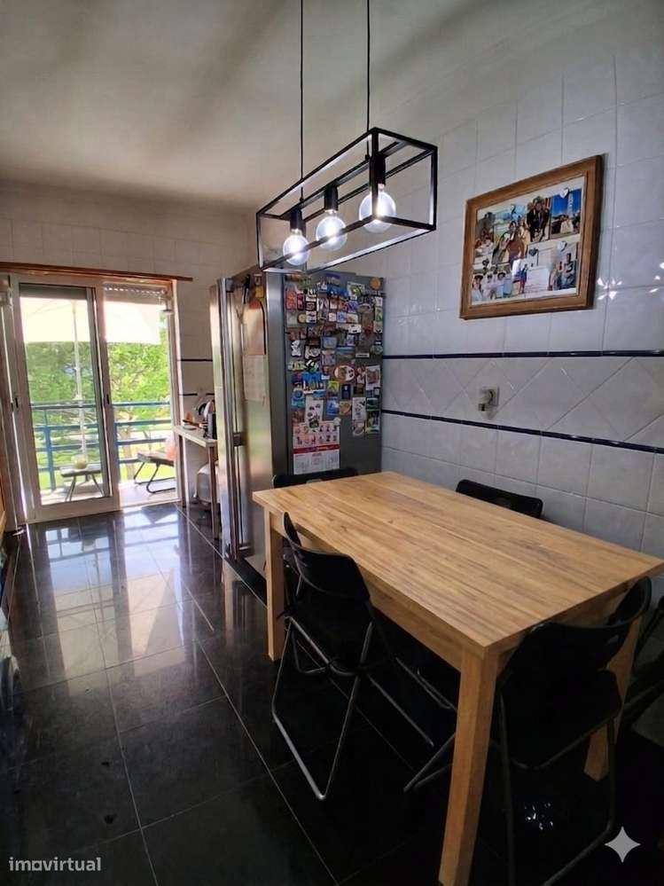 Apartamento – Carcavelos e Parede - Mais