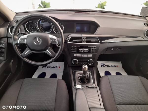 Mercedes-Benz Klasa C 200 T CDI DPF (BlueEFFICIENCY) - 9