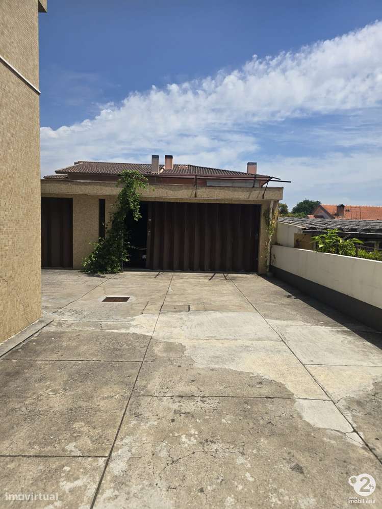 Apartamento T4 em Leça do Balio-19