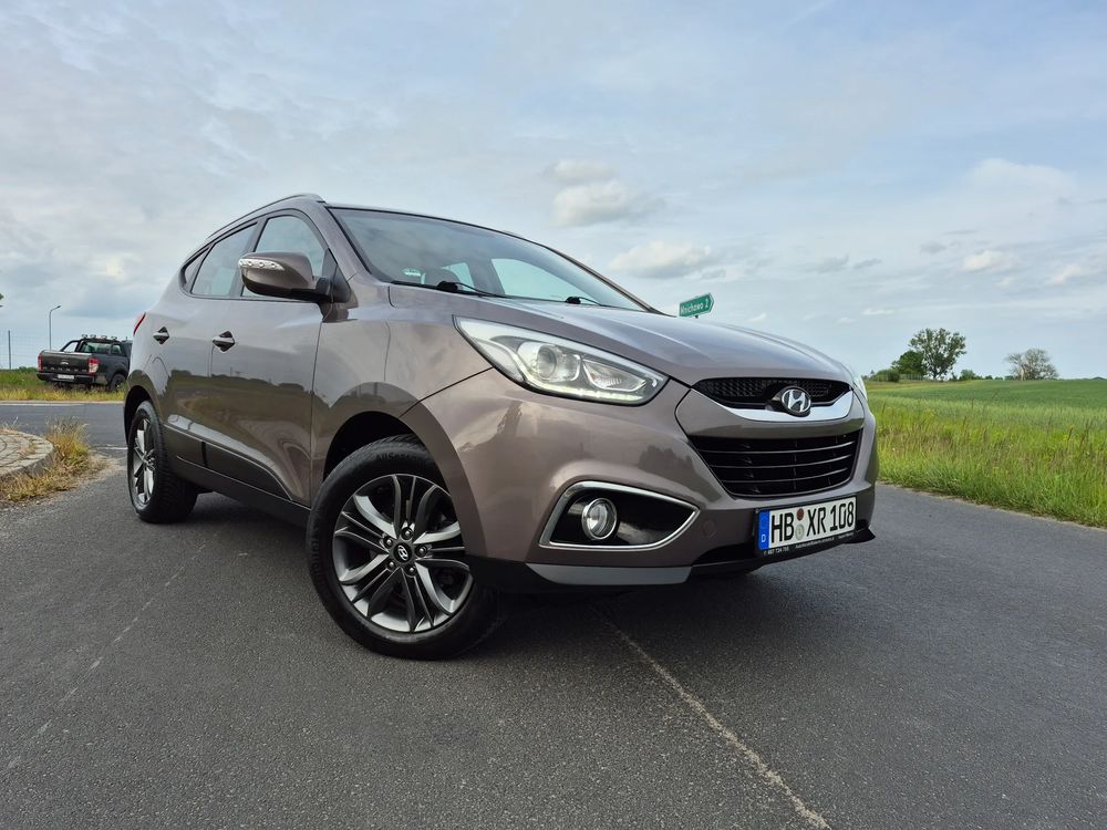 Hyundai ix35 2.0 CRDi 4WD Automatik Fifa World Cup Gold Edition 2014