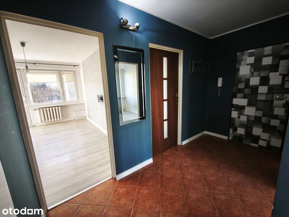 Sprzedam 3 pok. mieszkanie z balkonem, II piętro, rozkładowe -Konin-10