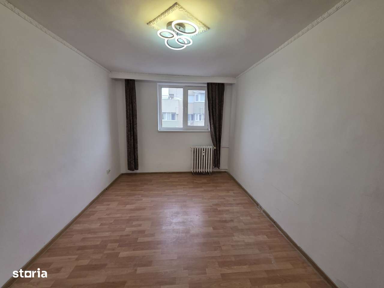 Sos Colentina intersectie Fundeni, bloc reabilitat,  vedere spate - Imagine principală: 4/16