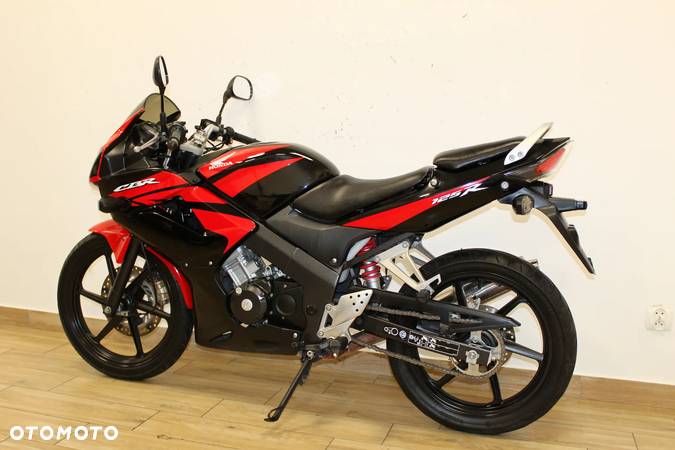 Honda CBR - 6