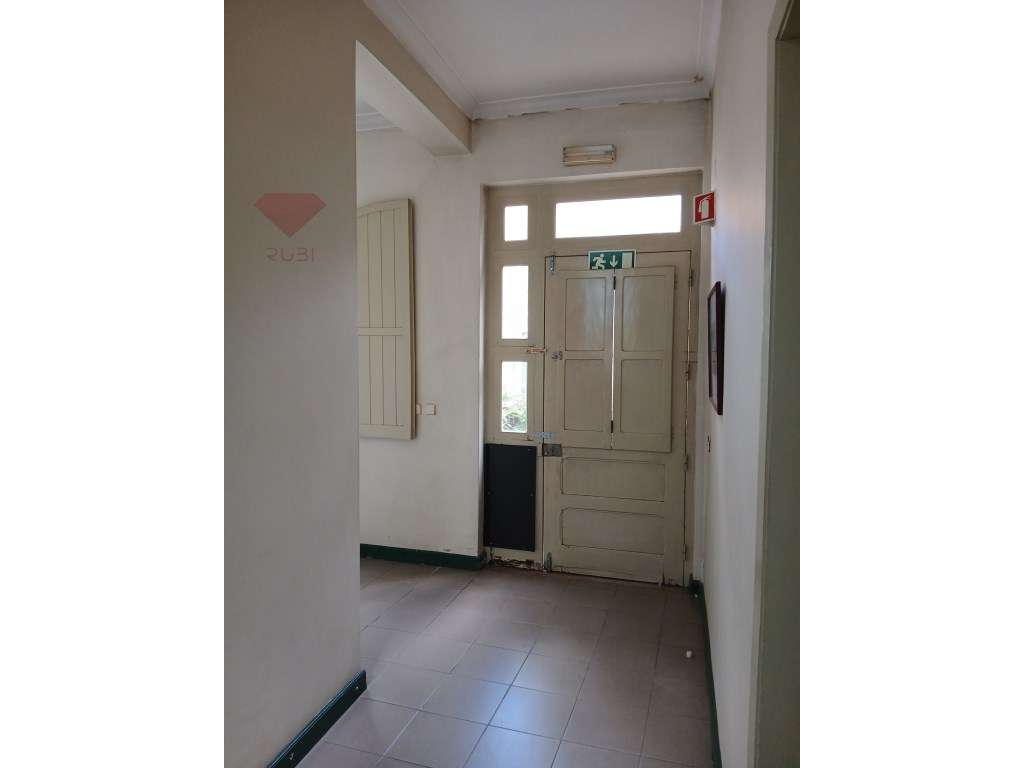 Edifício Comercial no Bairro do Salgado-20