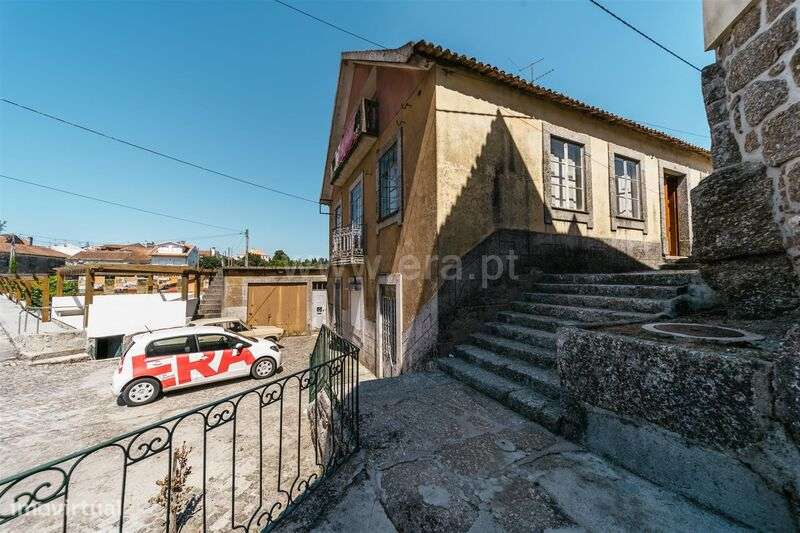 Moradia T9 / Oliveira do Hospital, Lagos da Beira e Lajeosa - Grande imagem: 5/20