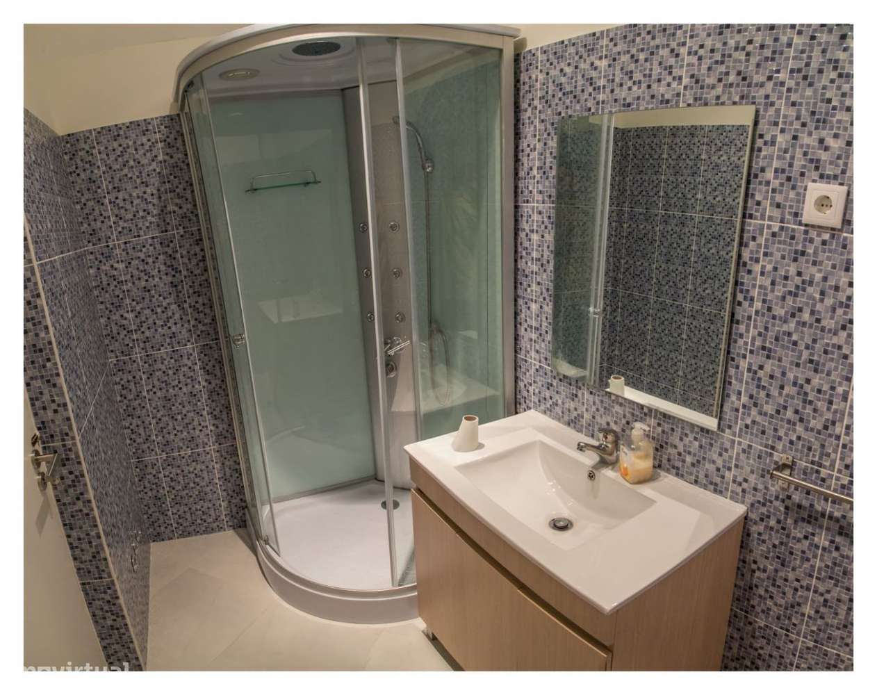 Quarto junto à Universidade e INL - Grande imagem: 5/13