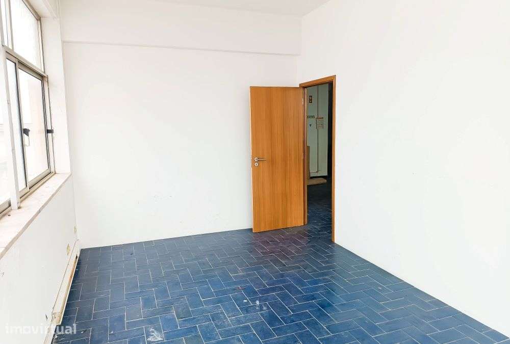 Loja/Escritório em Coimbra (Pedrulha) - Grande imagem: 5/5