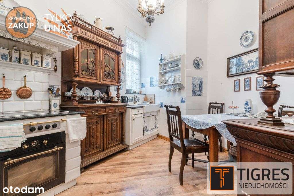 Zabytkowa kamienica | Klimatyczne wnętrze | Balkon-11