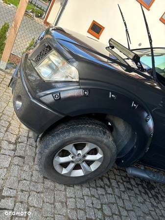 Nissan Navara 2.5 D LE - 6