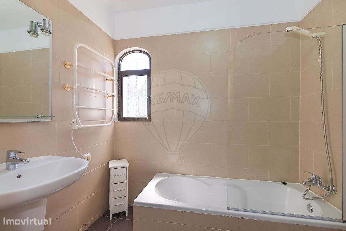 Moradia T4 para venda-19