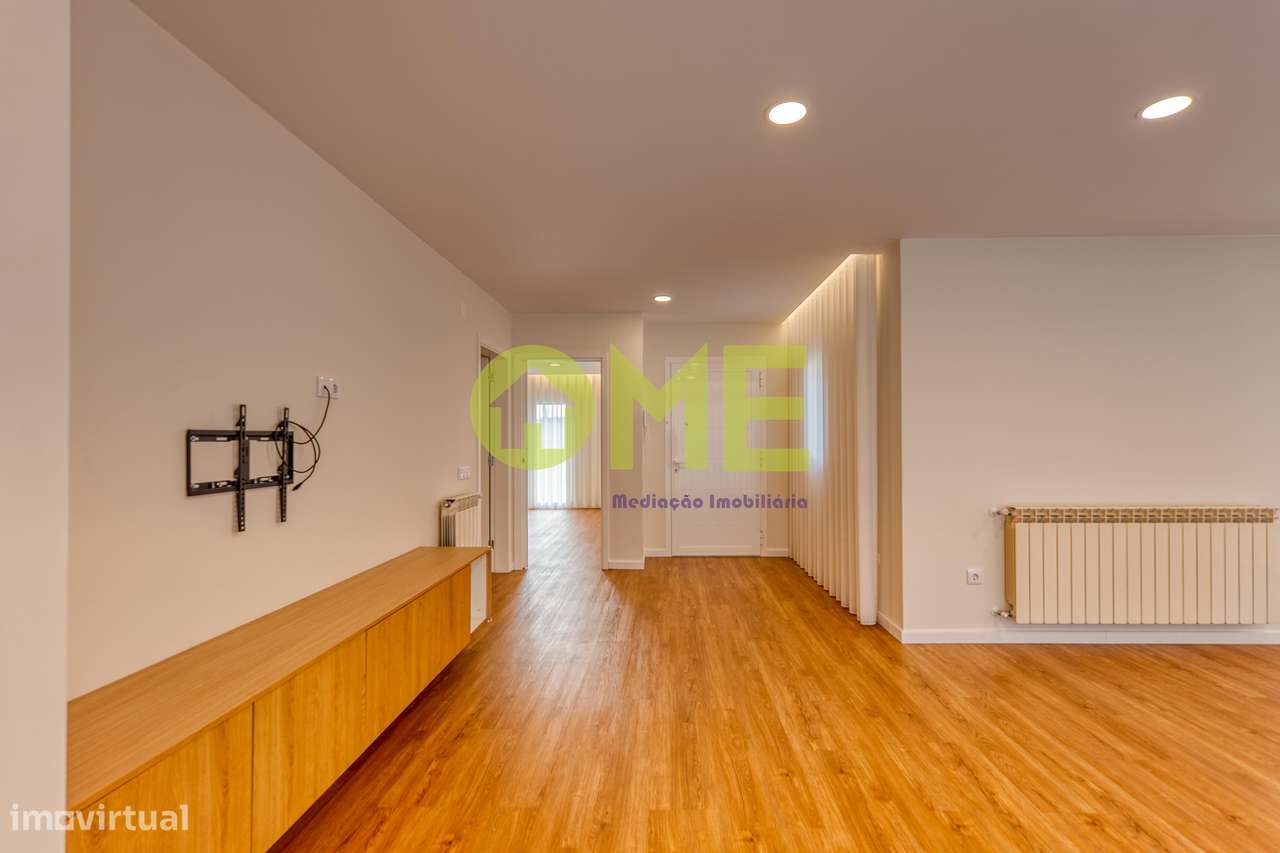 Moradia T3 à Venda em Localização Privilegiada - Grande imagem: 4/50