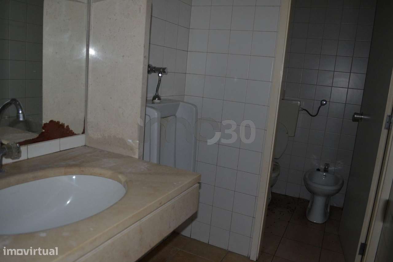 Loja Afonso Henriques em Rio Tinto-11