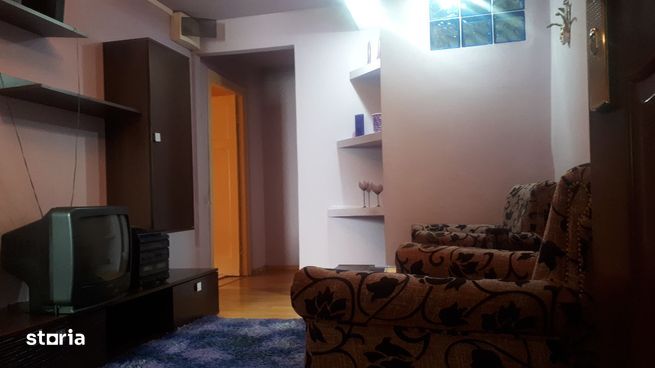 Cafrom Imobiliare -ULTRACENTRAL - Apartament tip STUDIO de Vanzare-0