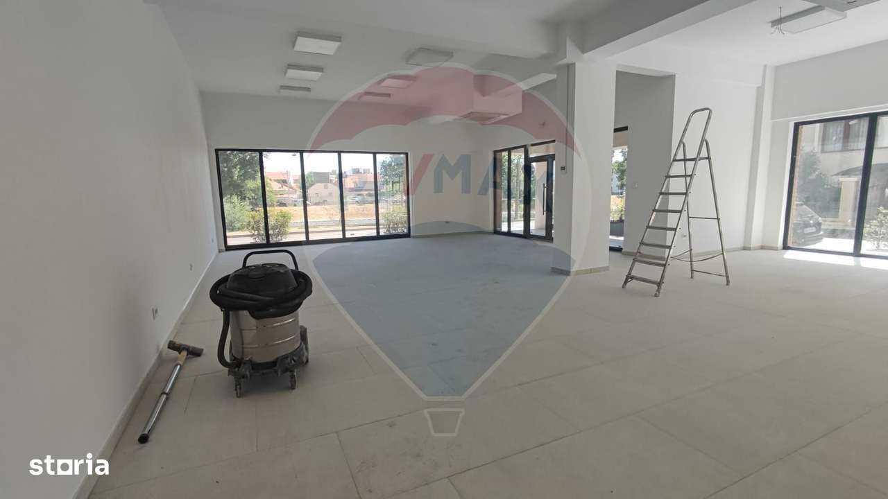 Spațiu comercial ori birouri de închiriat, zona ultracentrală, Oradea - Imagine principală: 3/15