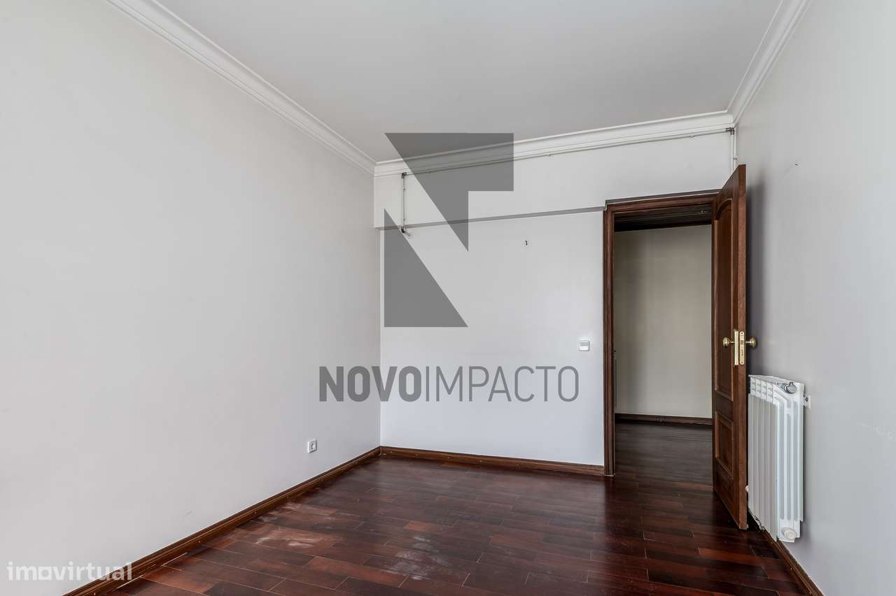 T4 Espaçoso no Centro do Montijo – Excelente Oportunidade-33