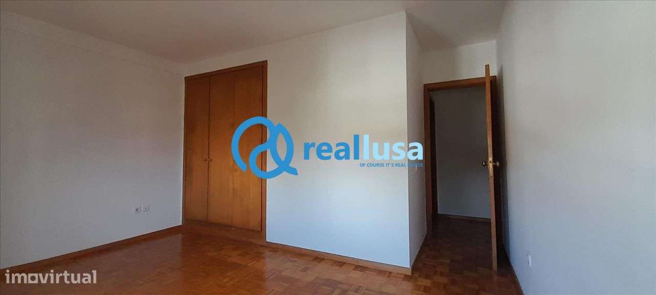 Apartamento T2 c/ garagem Baguim do Monte Gondomar-13