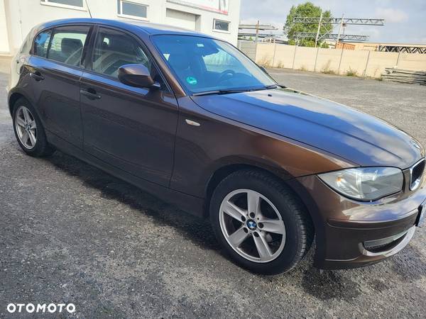 BMW Seria 1 118d DPF Edition Lifestyle - 17