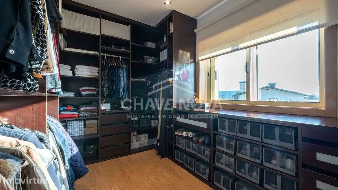 Moradia Isolada V4 c/ Jardim e Piscina em Oliveira de Azeméis-15