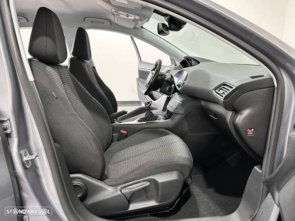 Peugeot 308 1.5 BlueHDi Style - 31