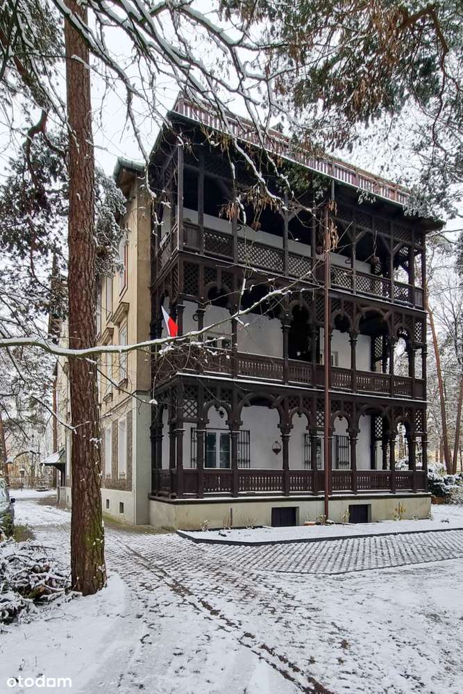 Niepowtarzalny lokal w Willi z 1905 roku.-0