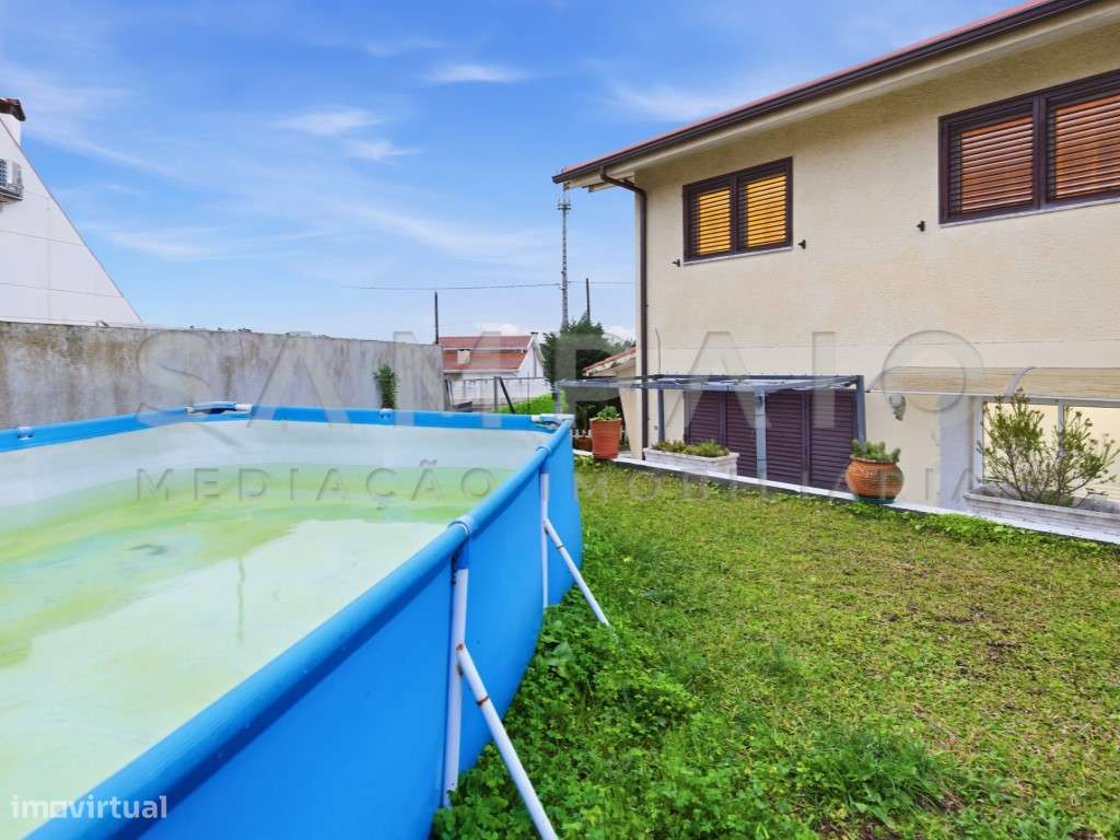 Moradia T3 - Valbom/S. Cosme-5