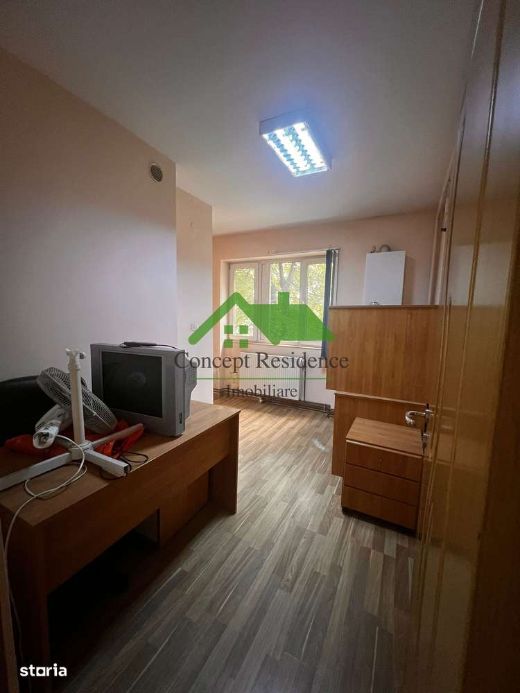 Apartament 2 camere etaj 1, ultracentral – P-ta Revolutiei - Imagine principală: 5/8
