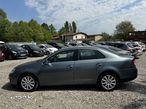 Volkswagen Jetta 1.9 TDI DSG Comfortline - 3