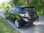 Mazda 3 2.0 Exclusive + - 15