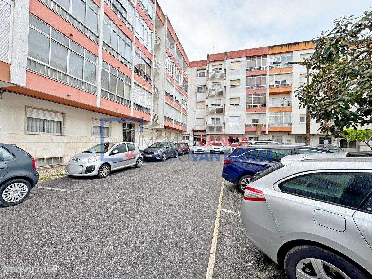 Apartamento T1+1 em Queluz, Sintra - Grande imagem: 3/22