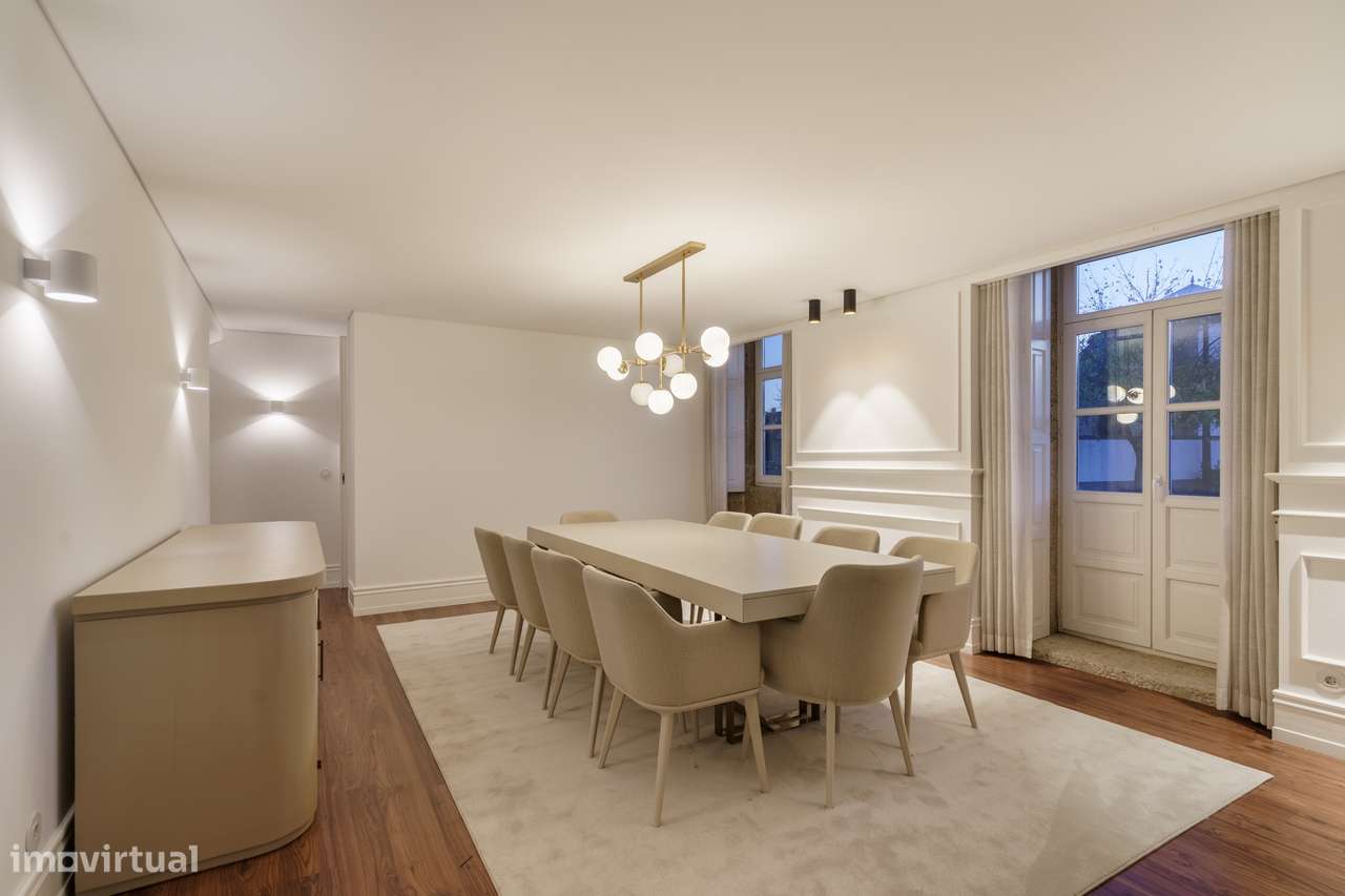 Apartamento T3 de luxo no Centro Histórico de Braga-22
