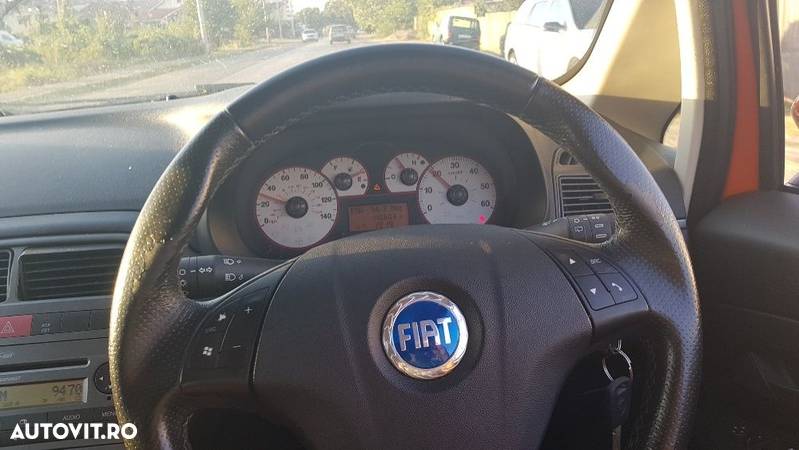 Dezmembrez Fiat Grande Punto 1.9 multijet 96kw - 3