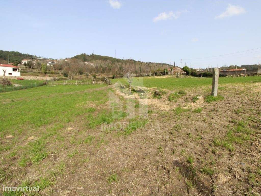 Venda Terreno com possibilidade de Lotear, em S. Mamede (Este), Braga-10