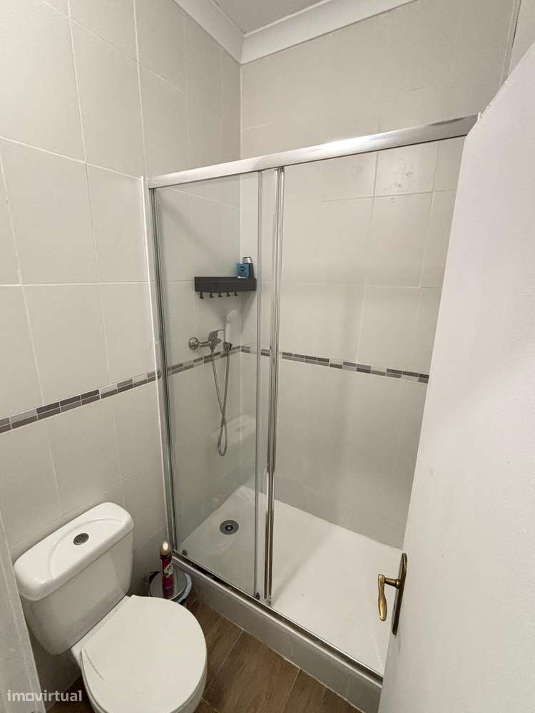 T6 em Monte Abraão Remodelado em Localização Central - Oportunidade - Grande imagem: 5/13