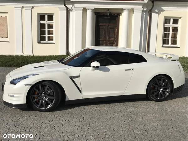 Nissan GT-R Black Edition - 20