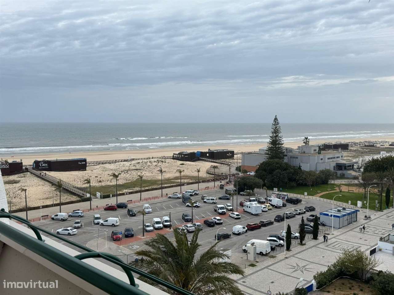 Estúdio, Monte Gordo - Grande imagem: 2/14