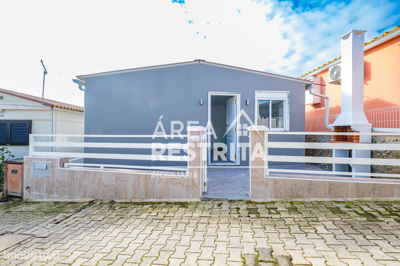 Moradia pré-fabricada nova T2 A VENDA no Parque Verde em Fernão Ferro.-22